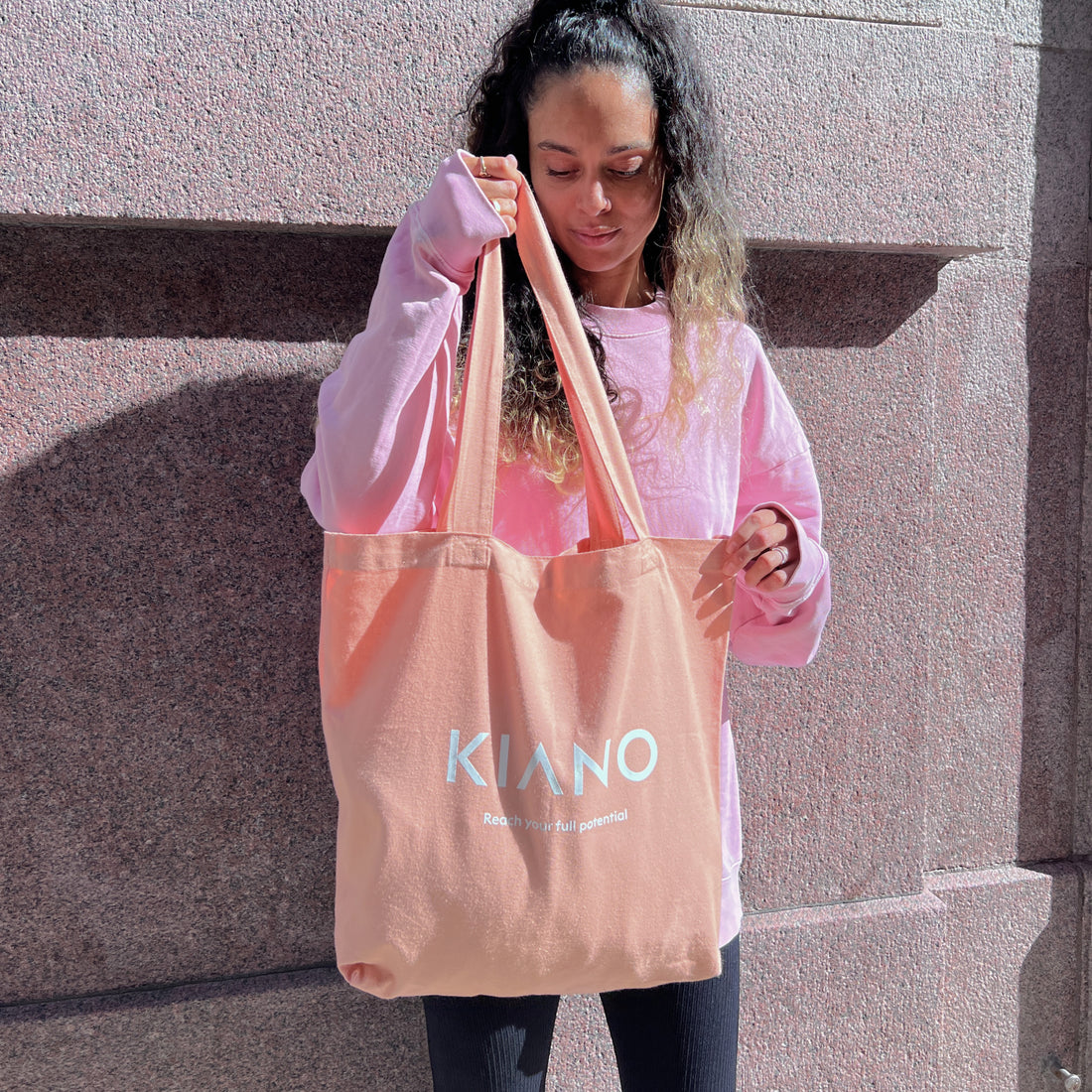 Carry Your Essentials in Style with the Durable KIANO Tote Bag