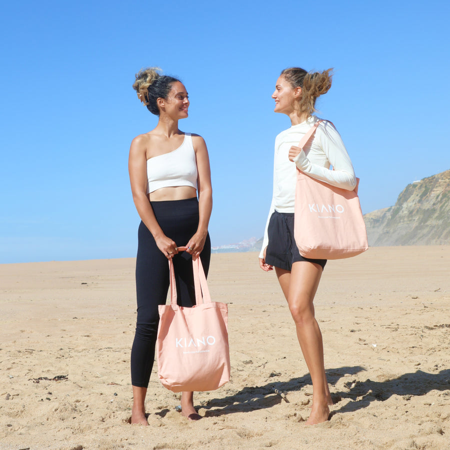 KIANO Tote Bag: Combining Fashion with Functionality for Daily Activities