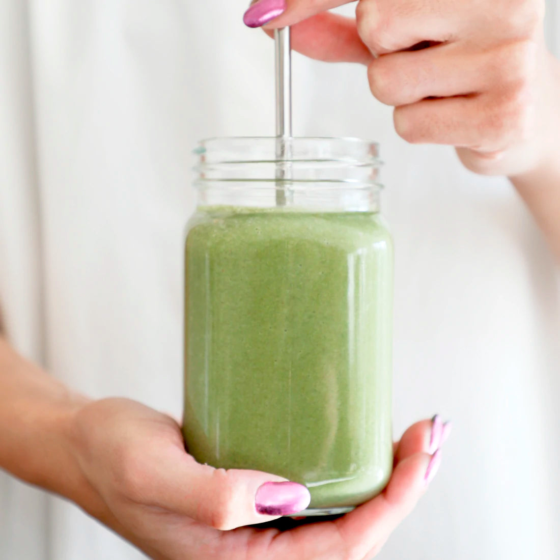 KIANO's Detox Greens Meal Shake: A Healthy Green Twist to Your Morning Smoothie